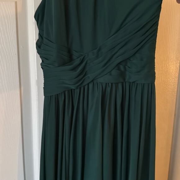 David's Bridal Celebrate DB Studio High-Neck Mesh Dress Juniper Green size 4 NWT - Picture 3 of 11